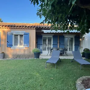 La De L'aygues Hébergement de vacances Camaret-sur-Aigues